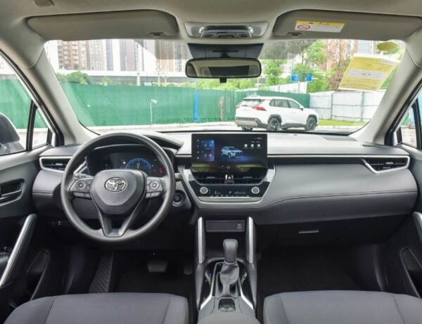 Toyota Corolla Cross 2024 à vendre au Burkina Faso | SUV Neuf - Furova Motors