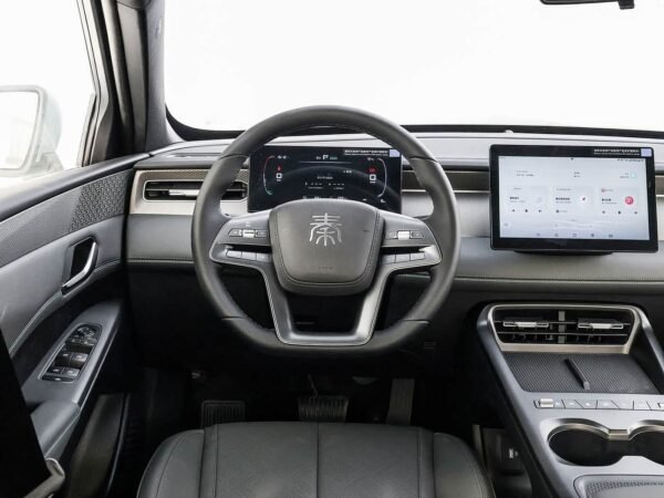 BYD QIN L 2025 Neuf 0 km – Essence Automatique | Burkina Faso BYD QIN L 2025 Neuf 0 km – Essence Automatique | Burkina Faso