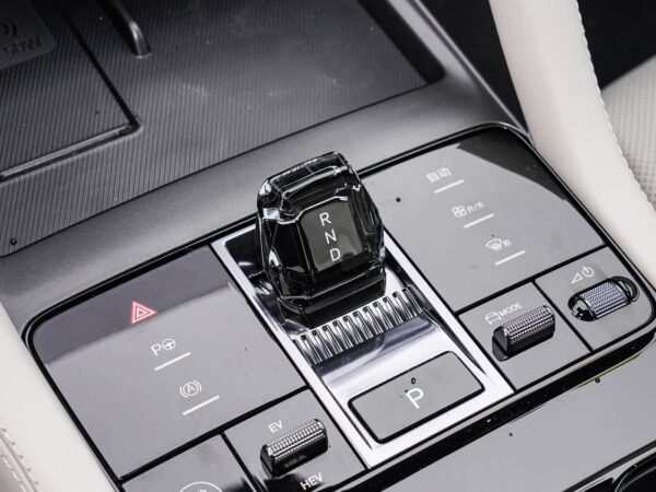 BYD Song Plus DM-i 2025 à vendre au Burkina Faso | SUV Hybride - Furova Motors BYD Song Plus DM-i 2025 à vendre au Burkina Faso | SUV Hybride - Furova Motors