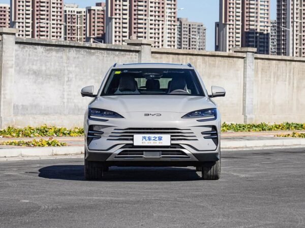 BYD Song Plus DM-i 2025 à vendre au Burkina Faso | SUV Hybride - Furova Motors BYD Song Plus DM-i 2025 à vendre au Burkina Faso | SUV Hybride - Furova Motors